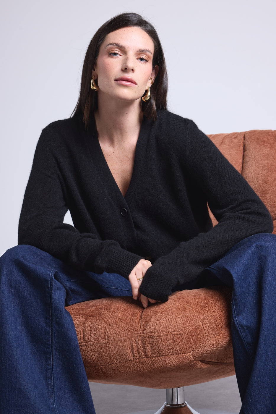 Giada Boyfriend V-Neck Cardigan - Black - Women