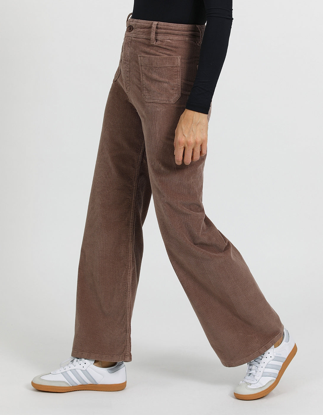 Pantalón Wide Gigi Velvet - Truffle - Mujer