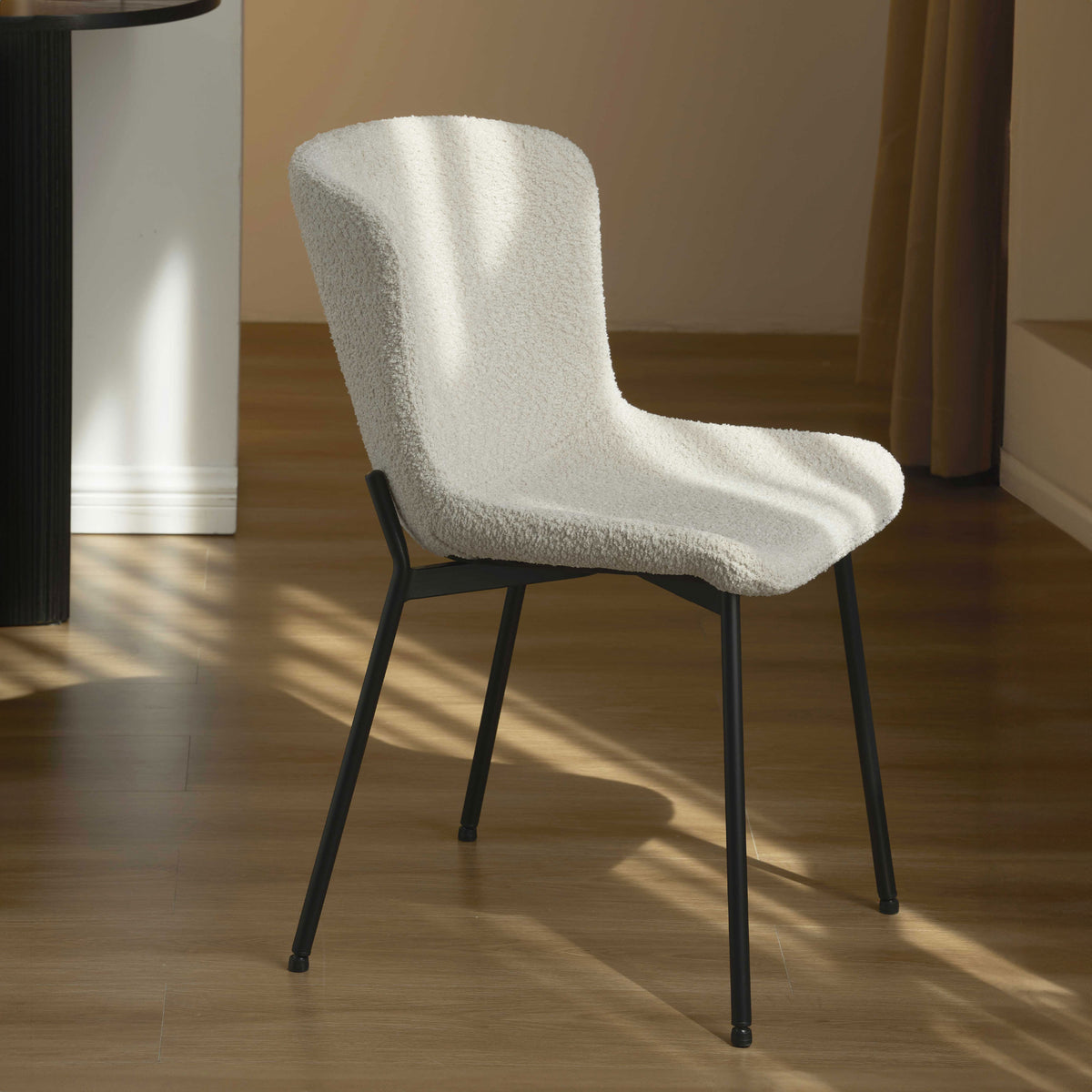 Gija - Set of 2 Chairs - Beige Fabric