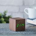 Reveil Wooden Cube Click - Noyer / LED Verte