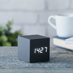 Reveil Wooden Cube Click - Noir / LED Blanche
