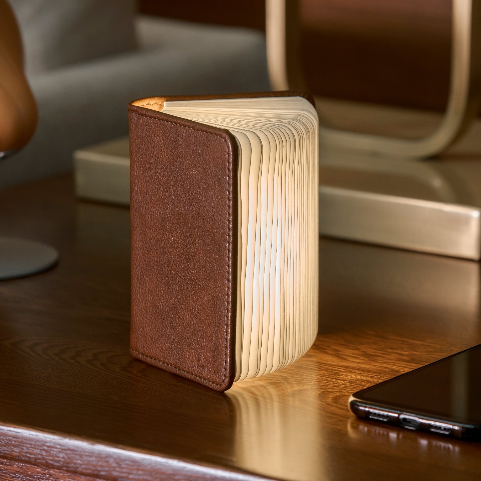 Lampe Smart Book LED - Cuir Marron - 2 Tailles