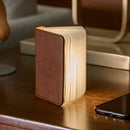 Gingko Design - Lámpara LED Smart Book - Cuero Marrón - 2 Tamaños