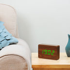 Reveil Brick Click - Noyer Naturel / LED Verte