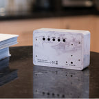 Reveil Brick Click - Marbre / LED Blanche