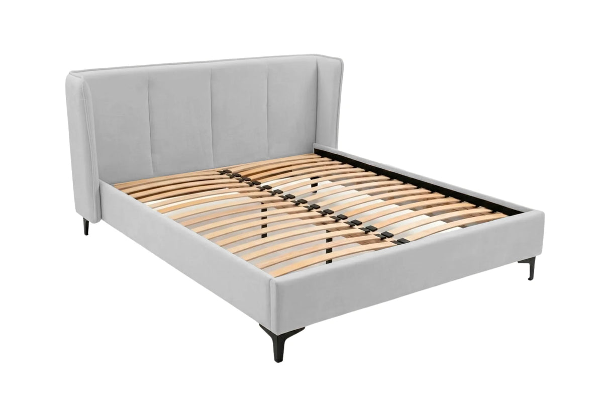 Nina - Cama