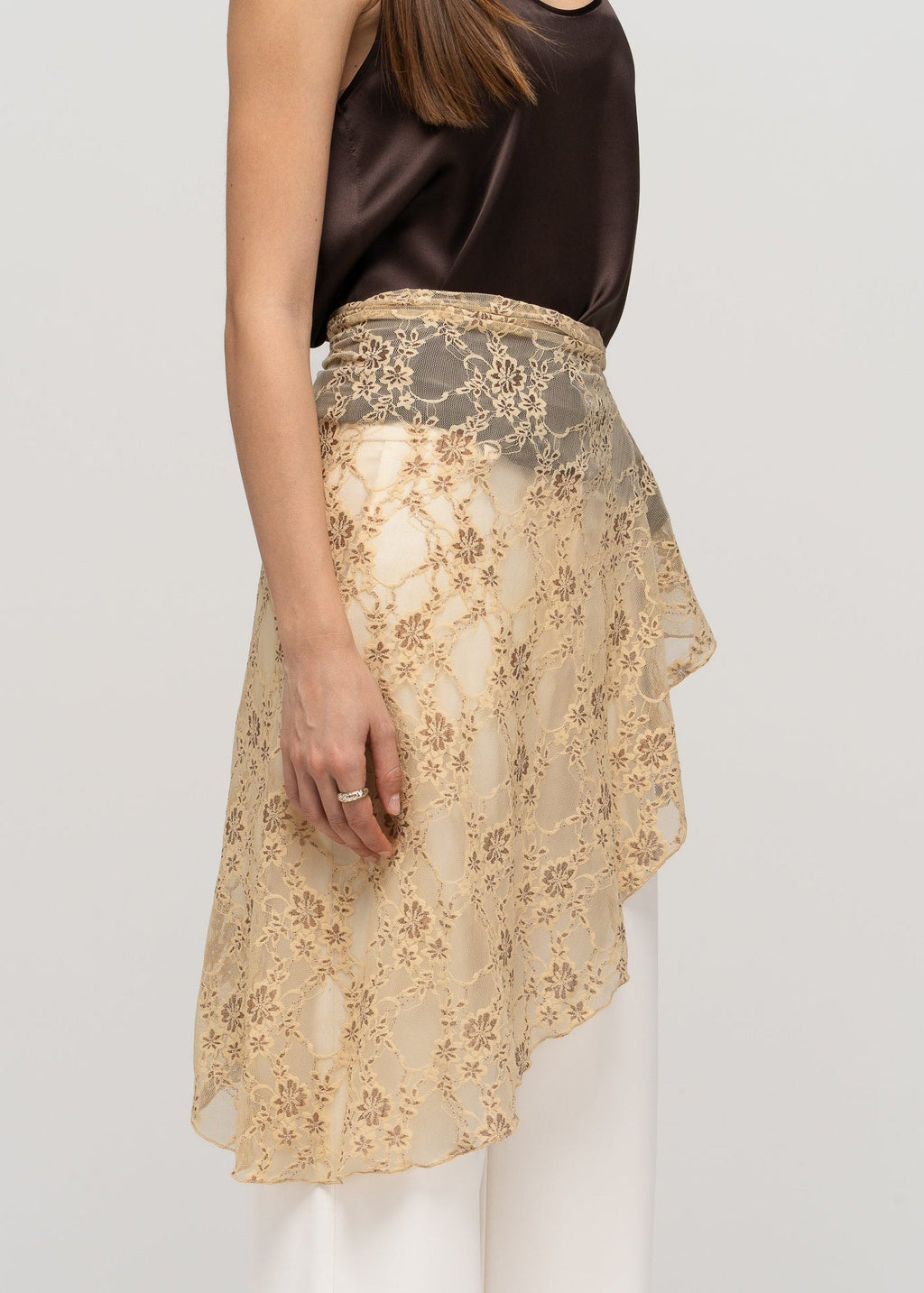 Foulard Ali Lace Wrap With Pin