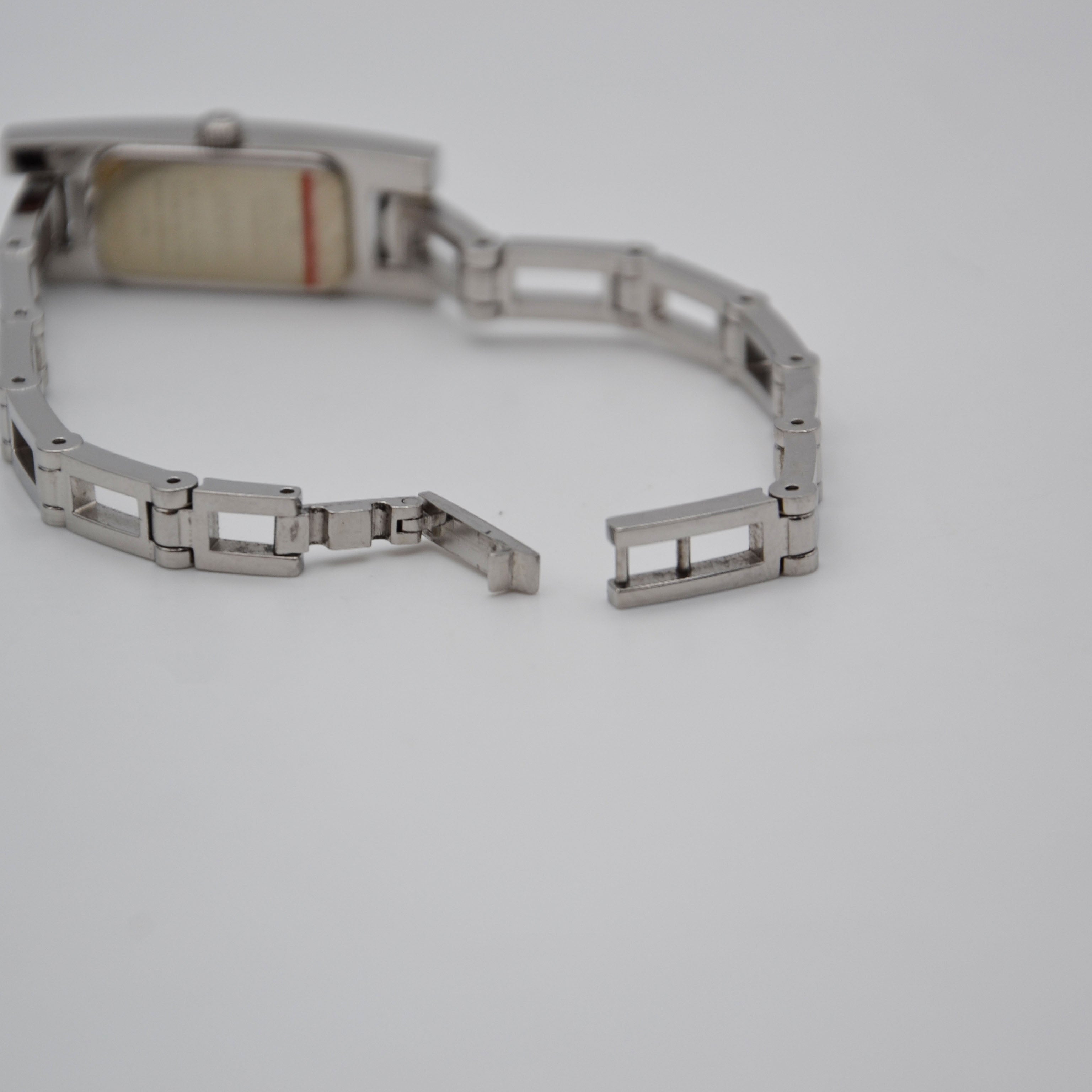 Reloj Gucci 3900L