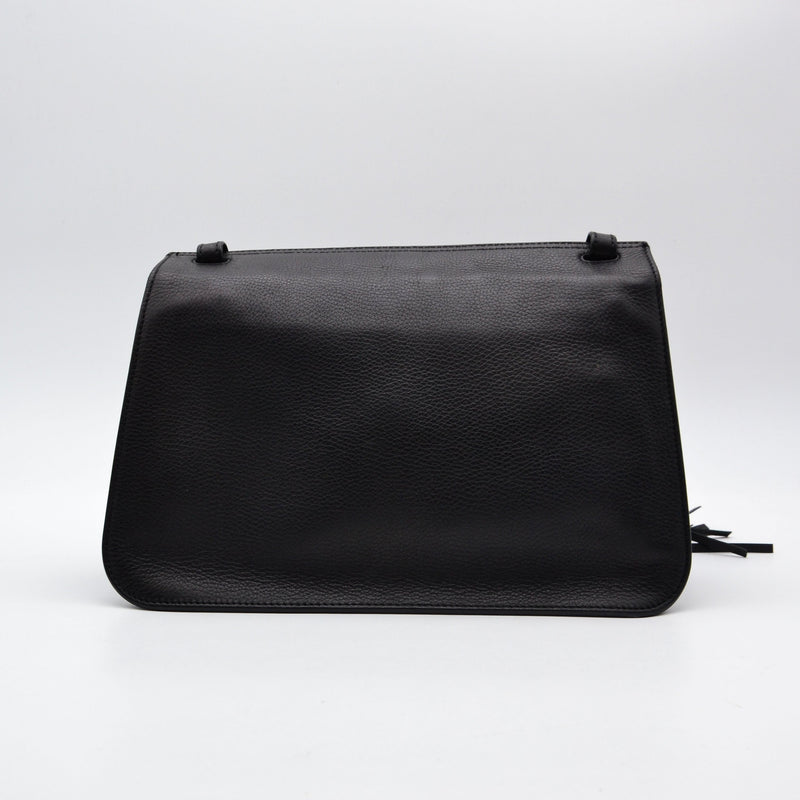 Gucci Daily Flap Cuir Grainé Noir — Pompon Bambou