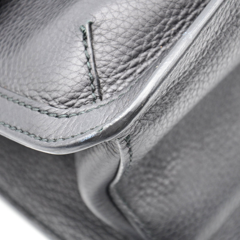 Gucci Daily Flap Cuir Grainé Noir — Pompon Bambou