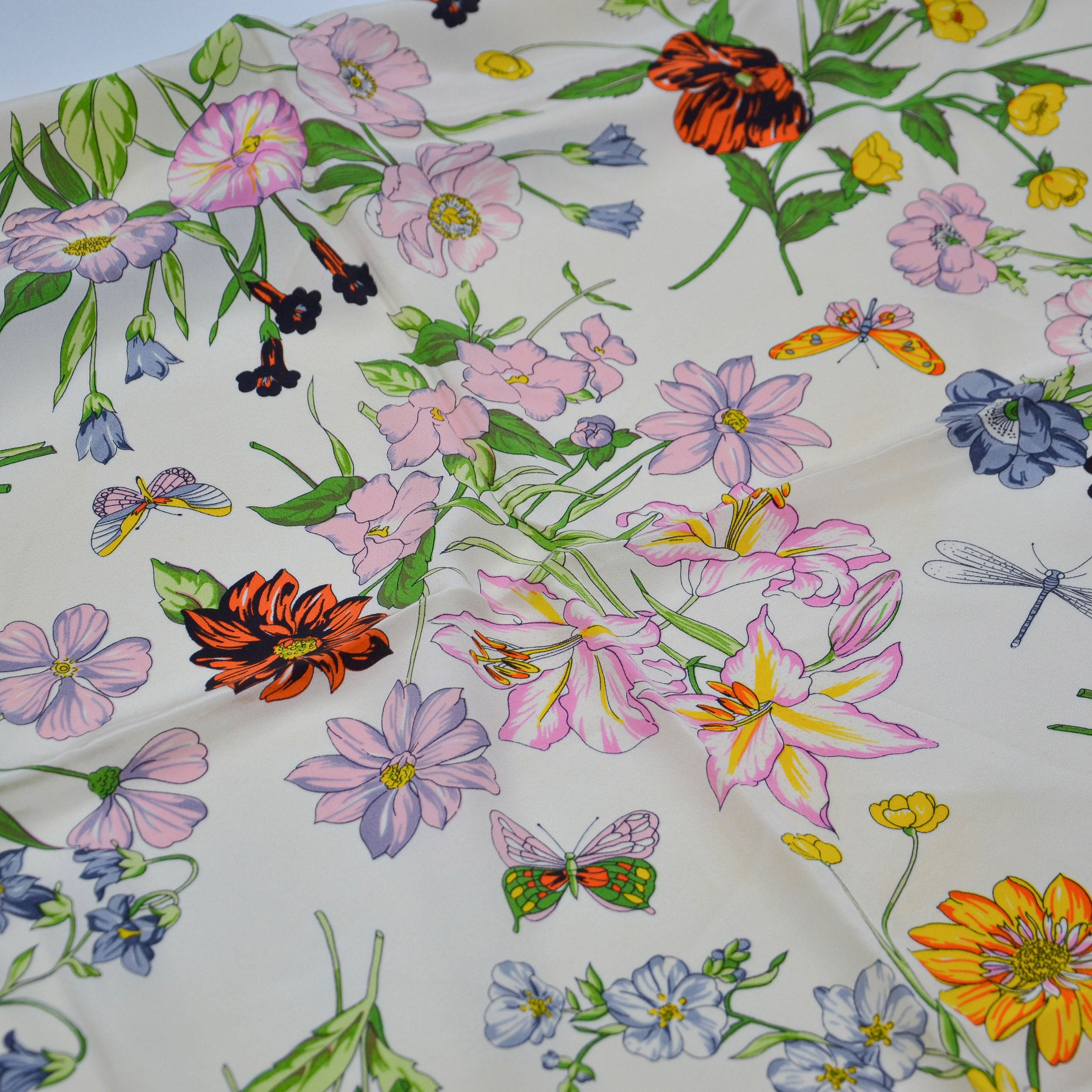 Pañuelo Gucci Flora