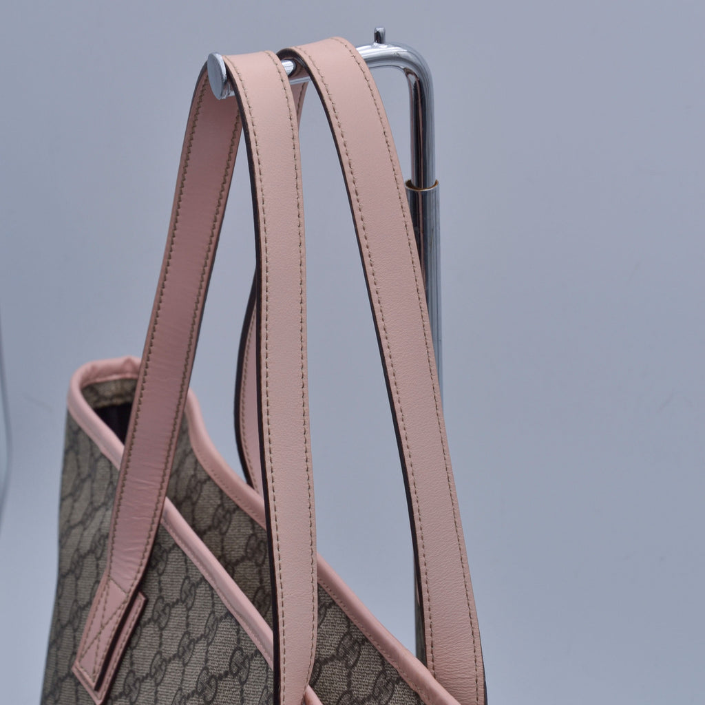 Gucci Gg Supreme Zipped Tote