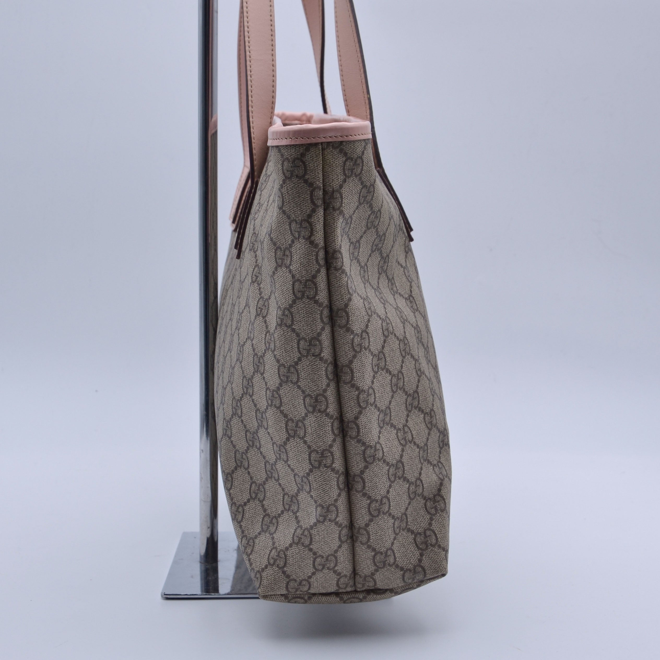 Gucci Gg Supreme Zipped Tote