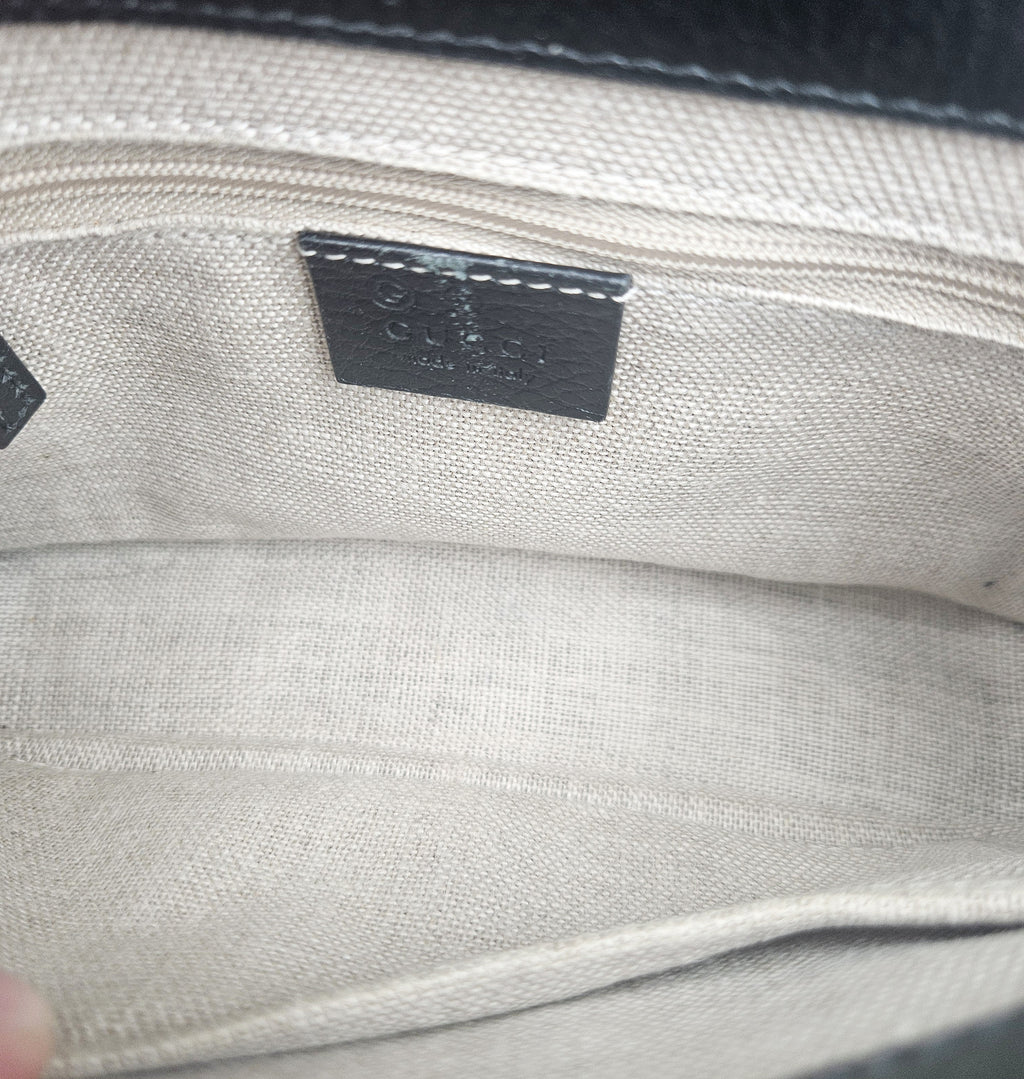 Gucci Interlocking Mini Bag Black Grained Leather Champagne Chain