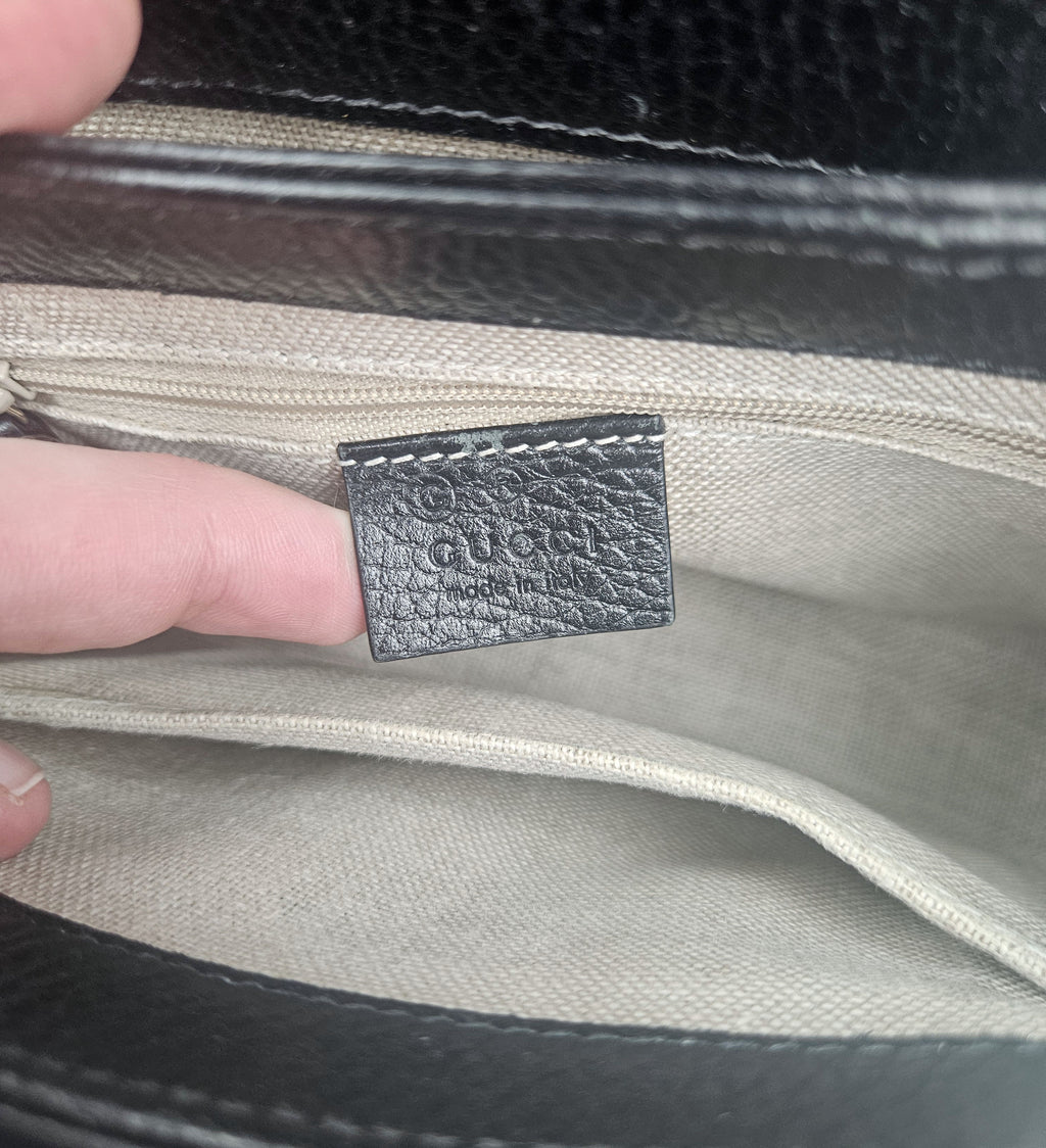 Gucci Interlocking Mini Bag Black Grained Leather Champagne Chain
