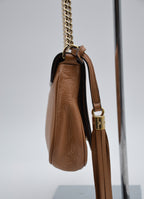 Gucci Soho Clutch In Beige Grained Leather