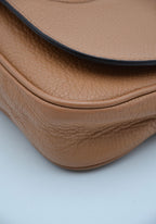Gucci Soho Clutch In Beige Grained Leather