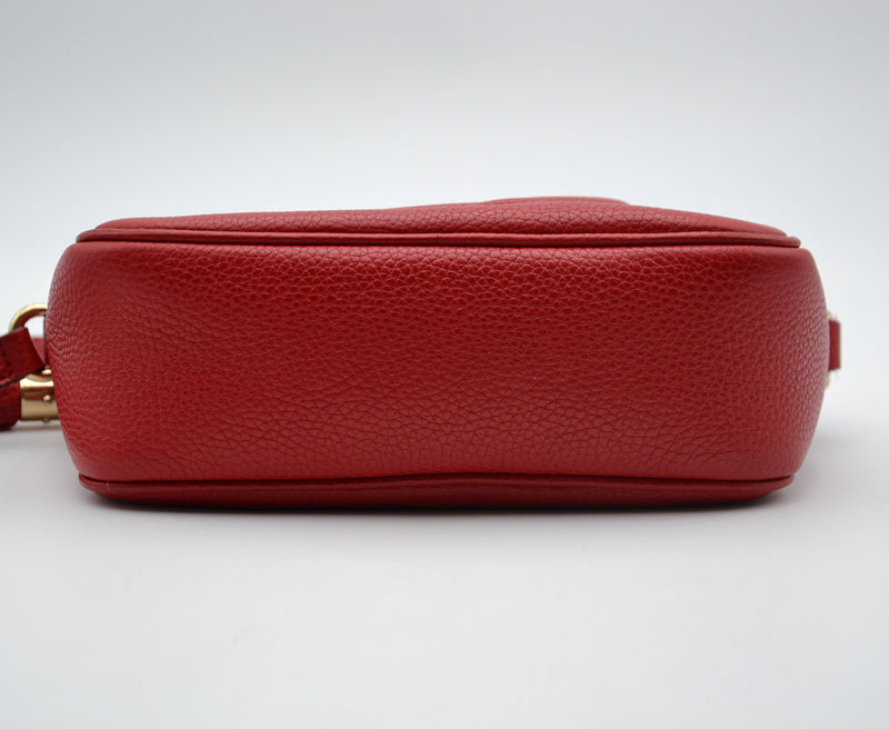 Bolso Gucci Soho Disco de cuero granulado rojo brillante