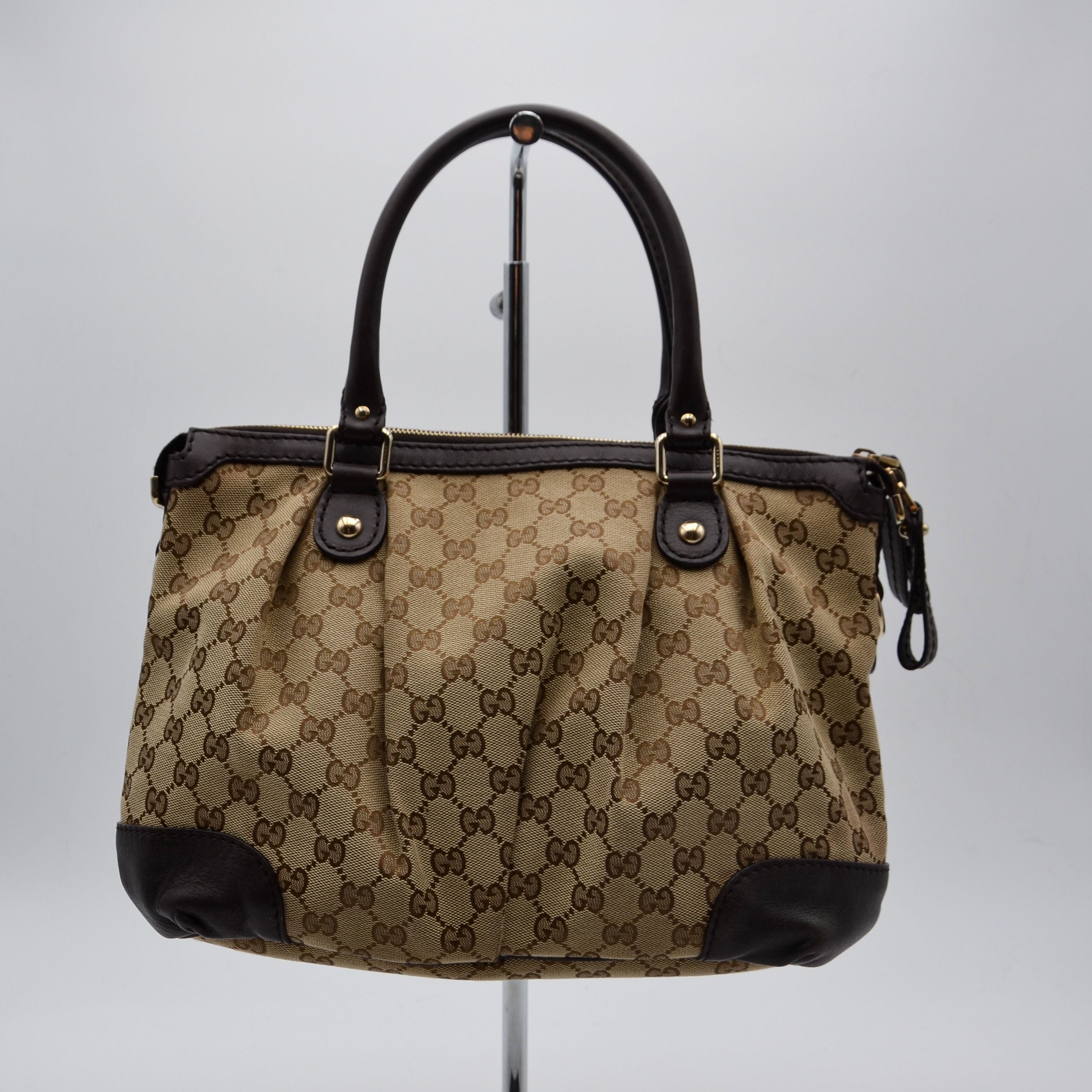 Gucci Sukey Tote Gg Lona Jacquard