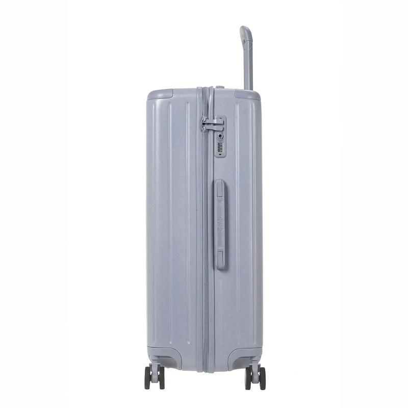 Vue latérale de la valise rigide GYL Intemporelle argent avec poignée télescopique et fermeture TSA. #couleur_argent