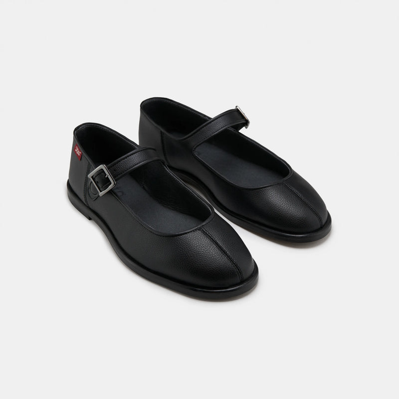 bailarinas de tiras negras en cuero vegano oliva