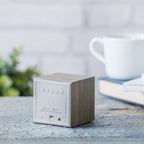 Reveil Wooden Cube Click - Frêne / LED Verte
