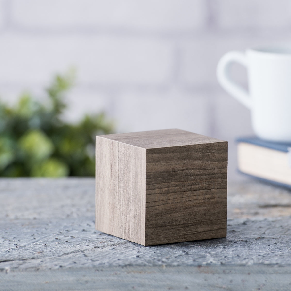 Reveil Wooden Cube Click - Frêne / LED Verte