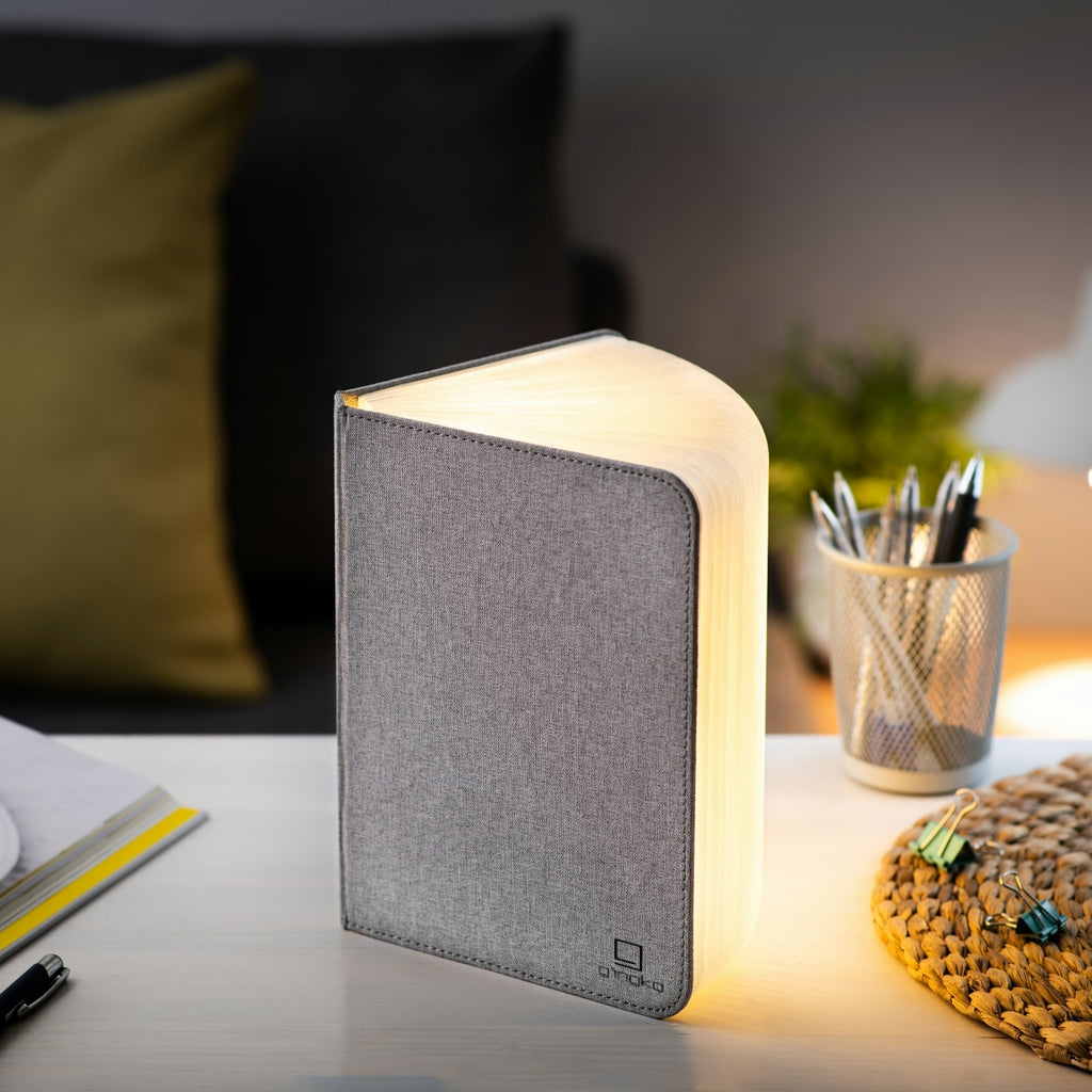 Gingko Design – Lampa Smart Book LED - Len Miejski Szary - 2 Rozmiary, otwarta lampa książkowa na biurku, ciepłe światło, przytulny klimat