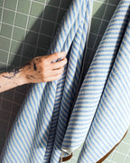 Serviette De Bain Gobo - Baby Blue / Rayures Étroites