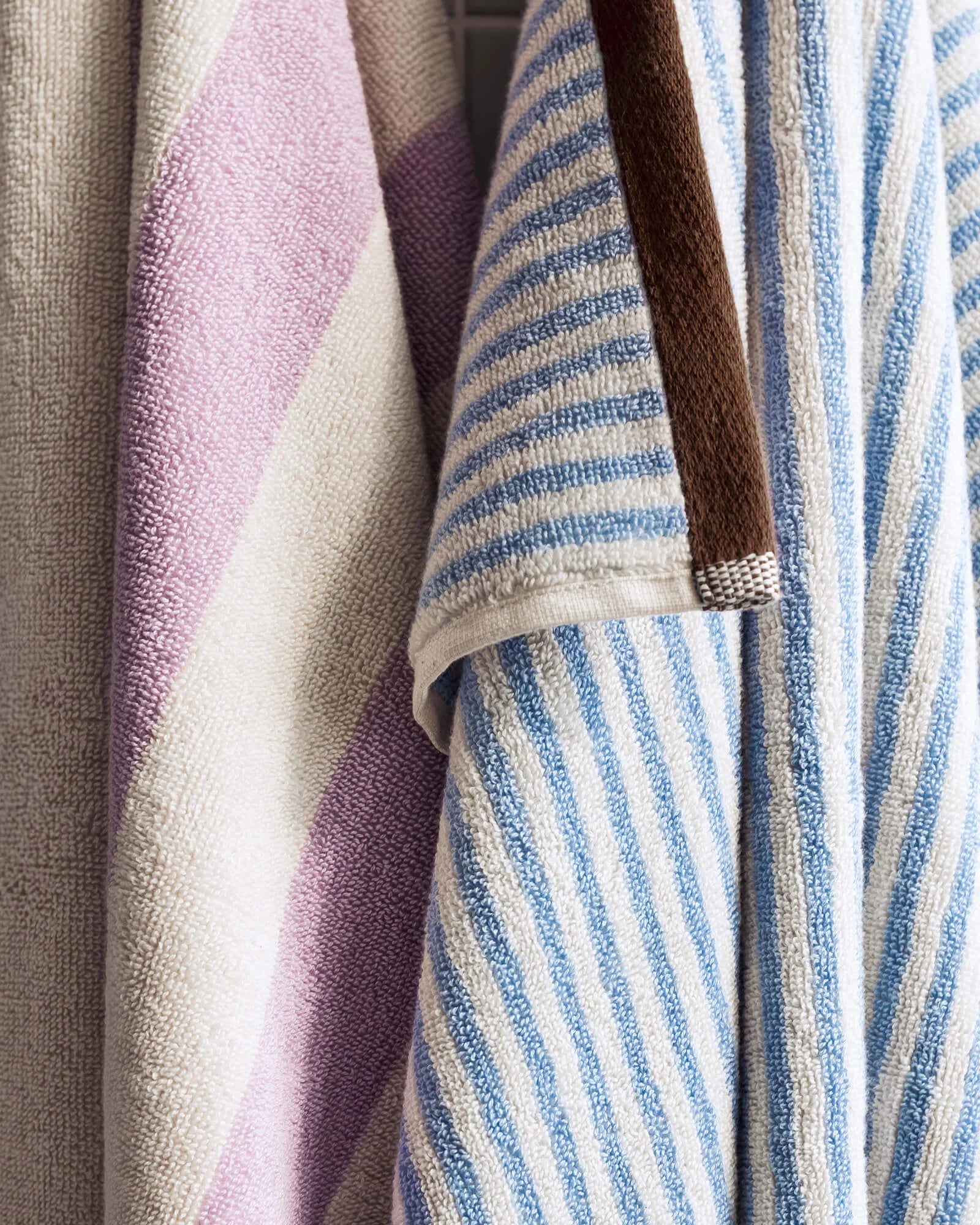 Serviette De Bain Gobo - Baby Blue / Rayures Étroites