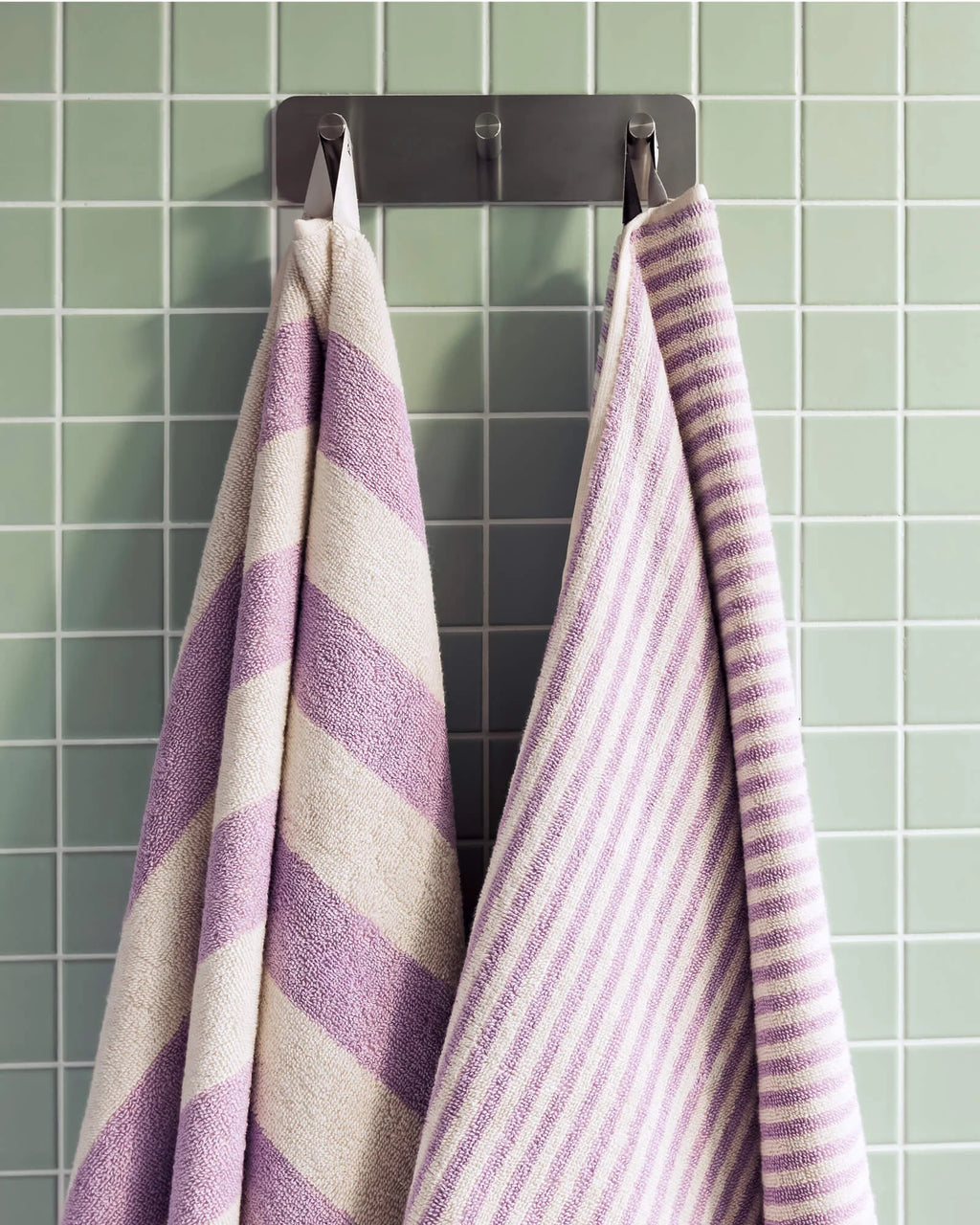 Serviette De Bain Gobo - Pastel Lilac / Rayures Larges