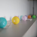 Guirnalda de luces solares bolas de algodón 10 bombillas LED blanco cálido MIMY COLORS SOLAR 3,80m - REDDECO.com