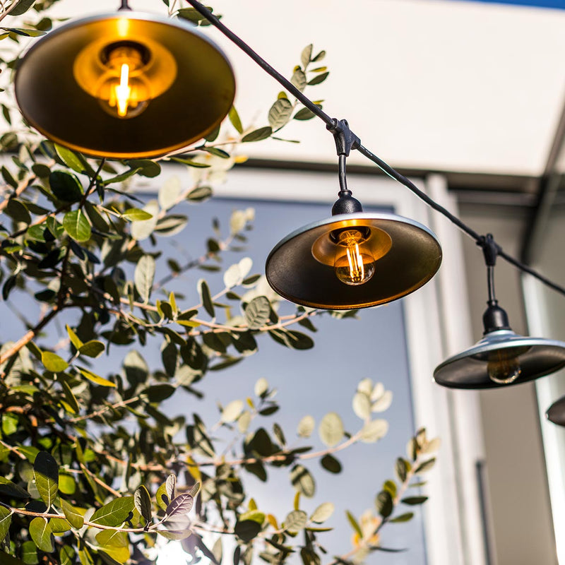 Guirnalda de luz exterior con tulipa de acero estilo industrial 10 bombillas de filamento casquillo E27 LED blanco cálido BOWL GALVA LIGHT 6m - REDDECO.com