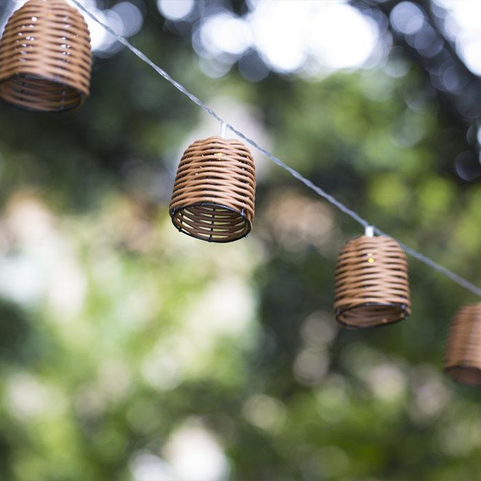FORMENTERA solar light garland 10 poly rattan lampshades warm white LED 3.80m - REDDECO.com