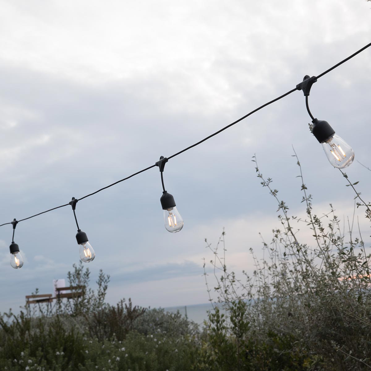 Guirnalda de luz solar 10 bombillas vintage de filamento LED blanco cálido MAFY SOLAR 6,50m - REDDECO.com