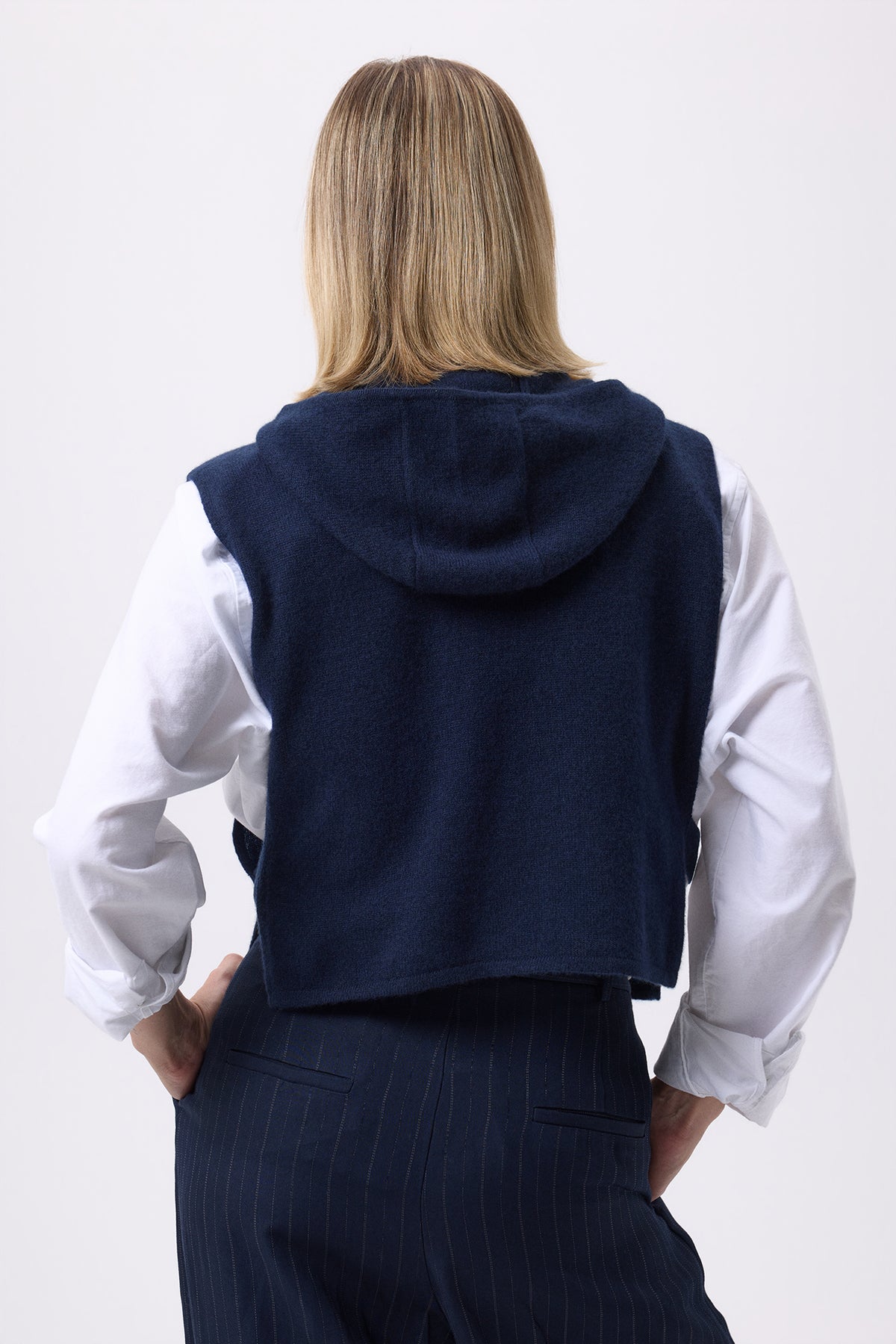 Cagoule Plastron Boutons Dorés Halo - Bleu Marine - Femme