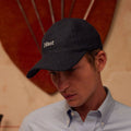 Casquette En Laine Marine Brodée Écrue