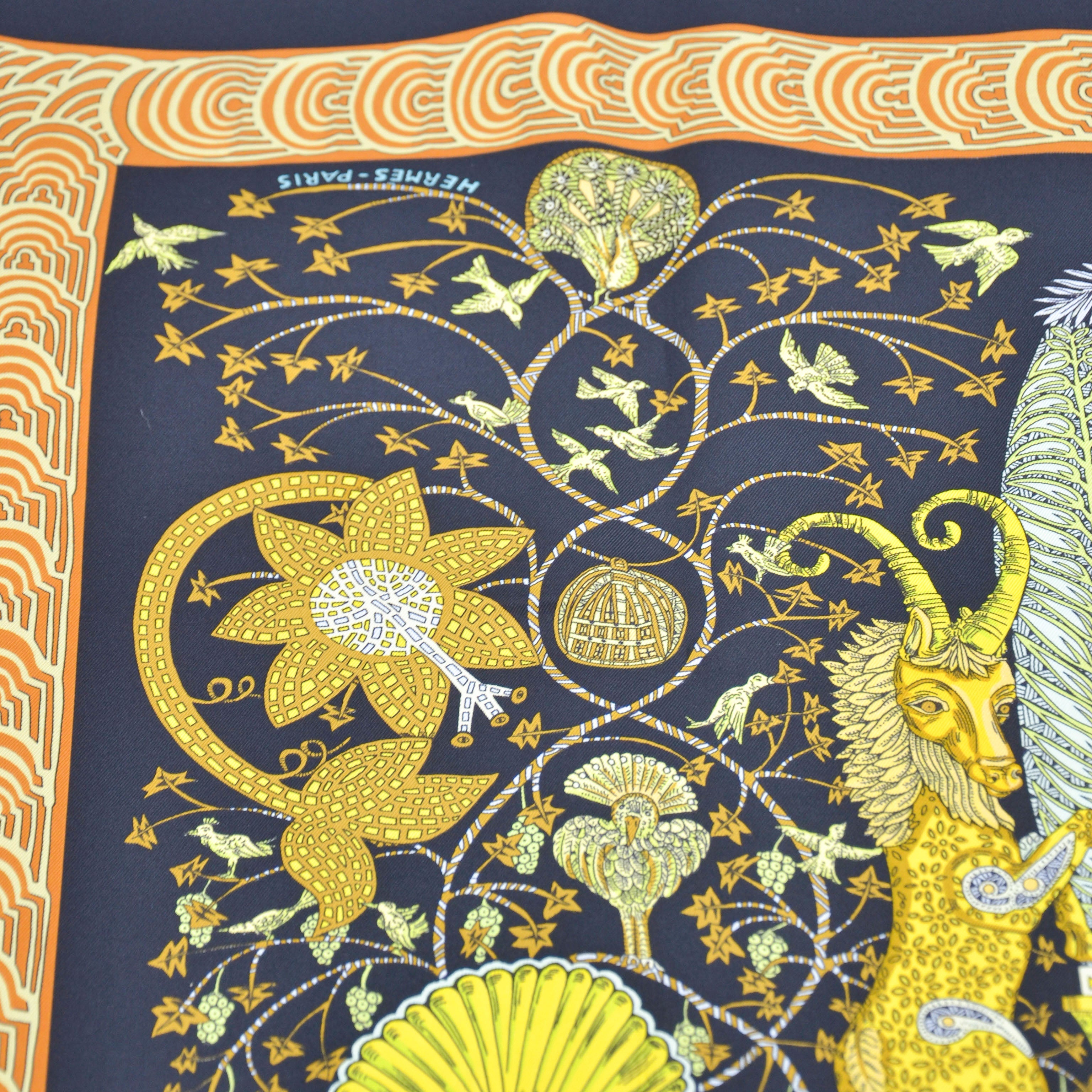 Carré 90 Hermès Las Leyendas del Árbol