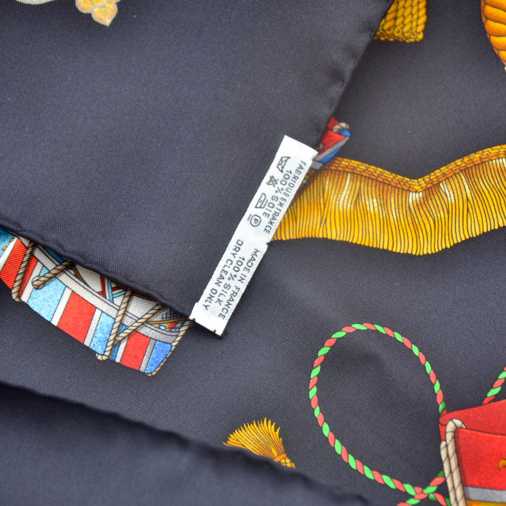 Hermès Pañuelo De Seda Les Tambours