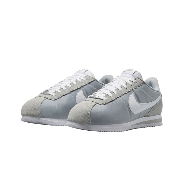 Baskets Homme Nike Cortez Basic - Gris, Blanc