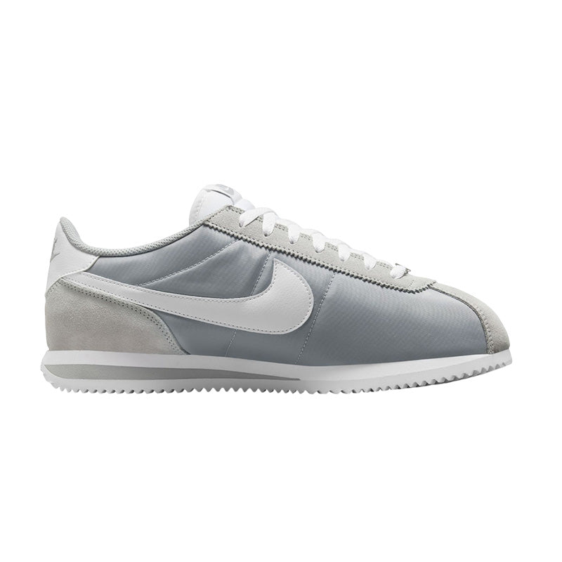 Baskets Homme Nike Cortez Basic - Gris, Blanc
