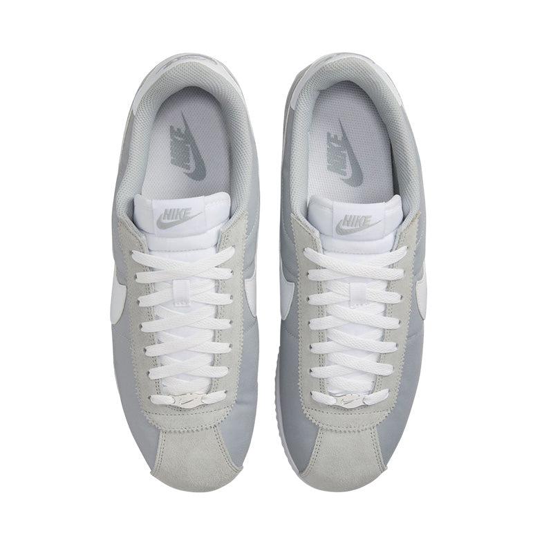 Baskets Homme Nike Cortez Basic - Gris, Blanc
