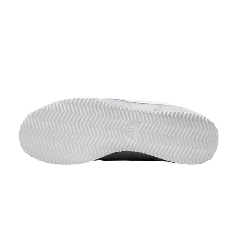 Baskets Homme Nike Cortez Basic - Gris, Blanc