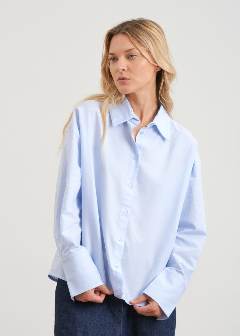 Chemise oversize en oxford à hauts poignets retournables - CIEL#couleur_CIEL