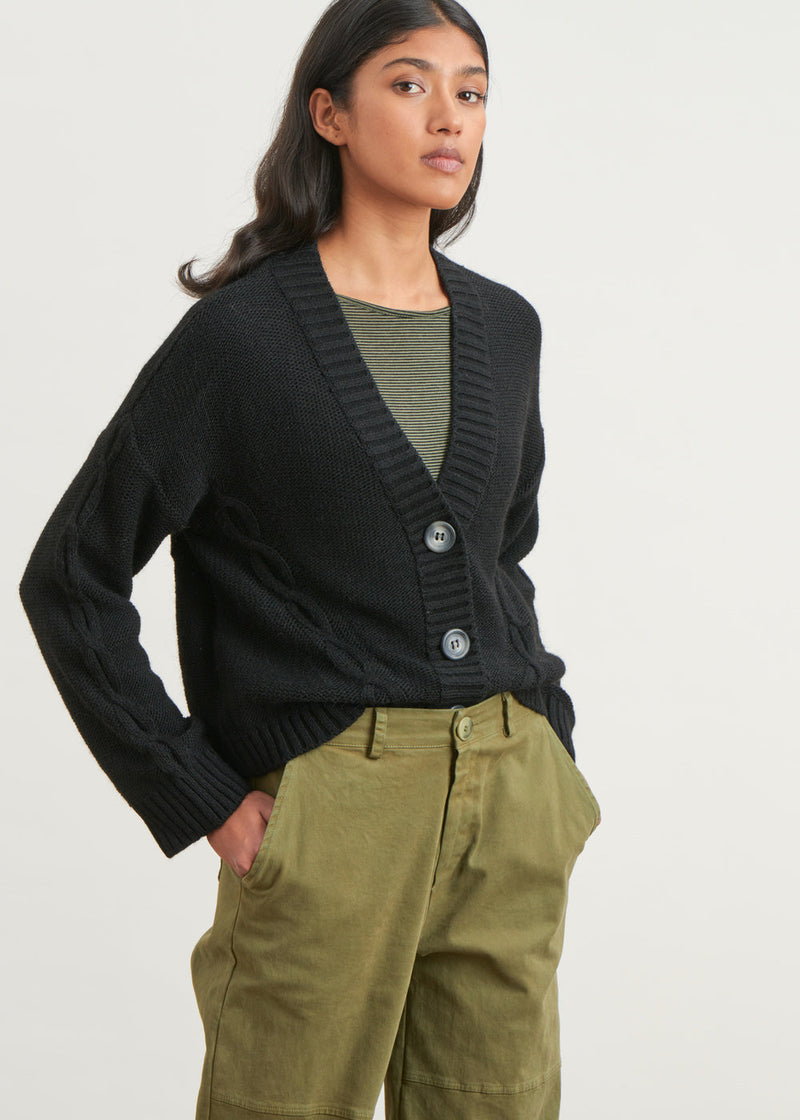 Short cable-knit cardigan - BLACK#couleur_NOIR