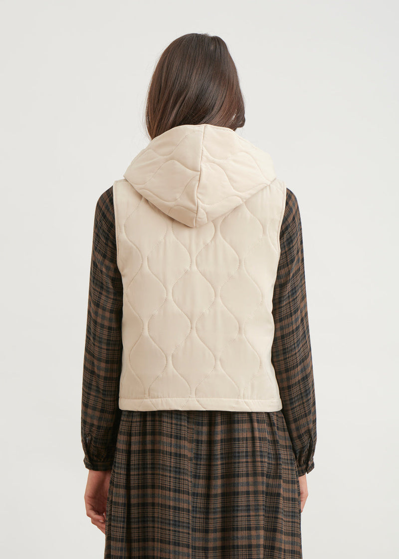 Sleeveless quilted jacket - BEIGE#couleur_BEIGE