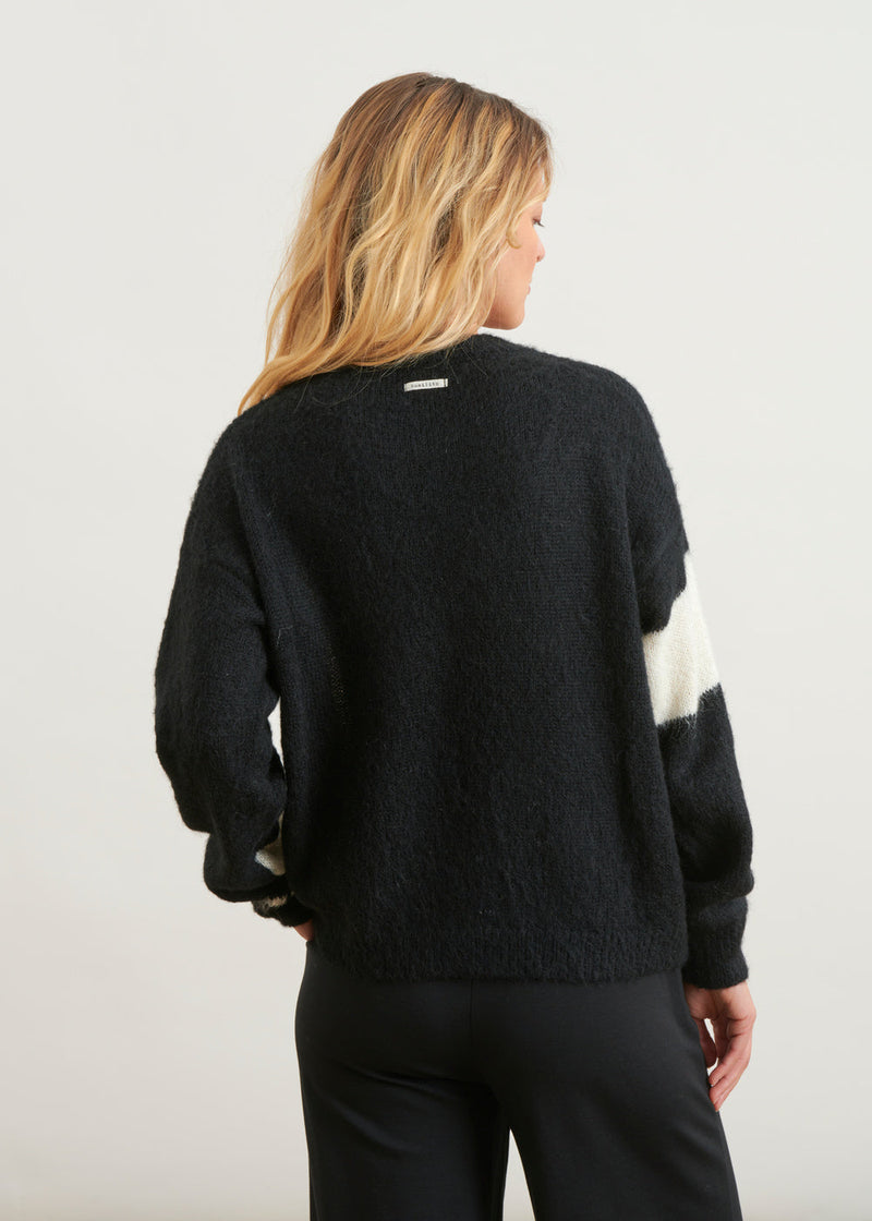 Two-tone jacquard round-neck sweater - IVOIRE / NOIR#couleur_IVOIRE / NOIR