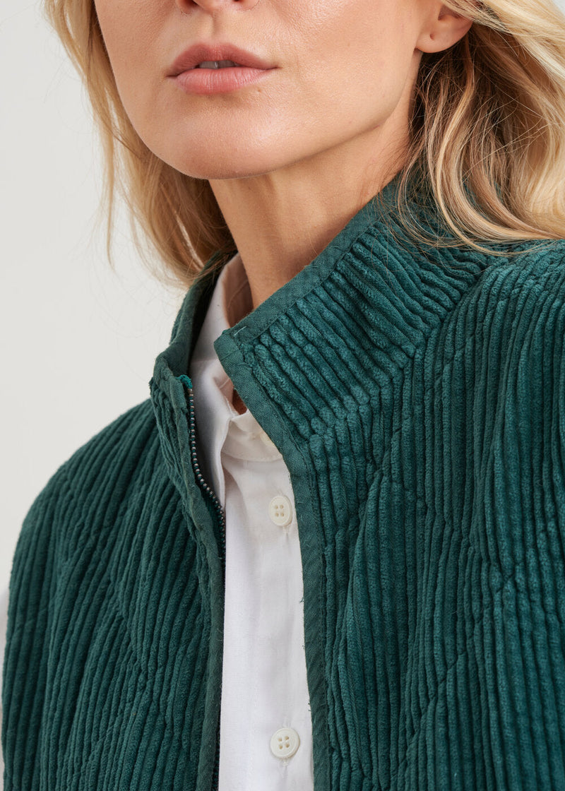 Veste sans manches en velours matelassé - VERT BOUTEILLE#couleur_VERT BOUTEILLE