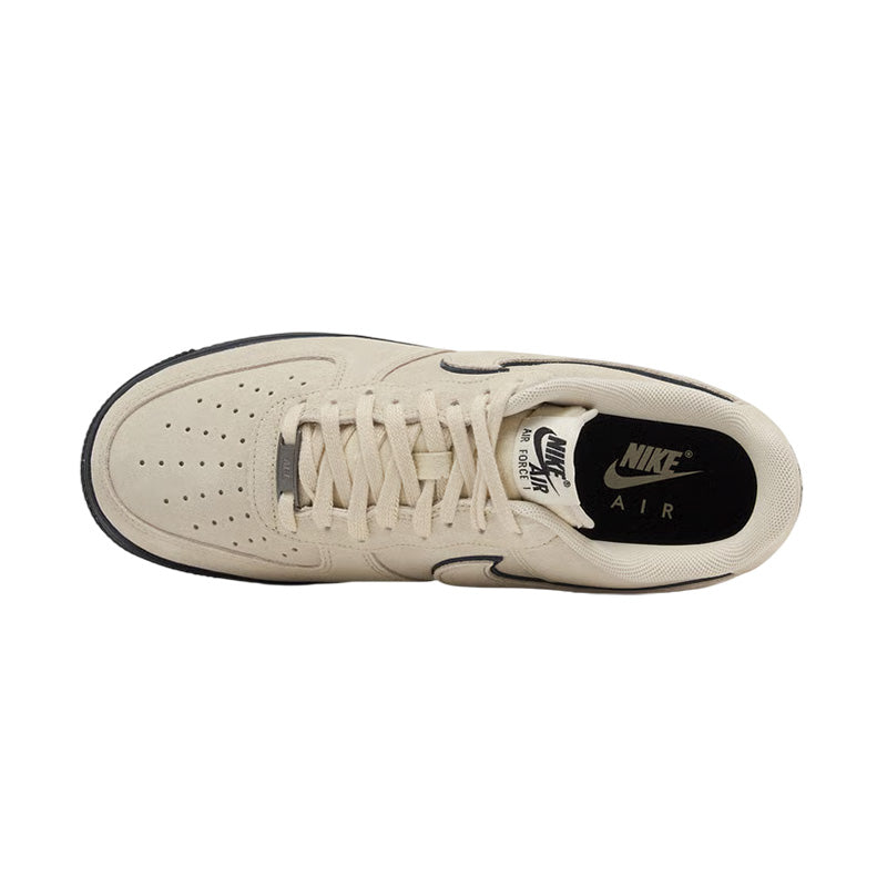 Baskets Nike Air Force 1 07 - Beige, Noir
