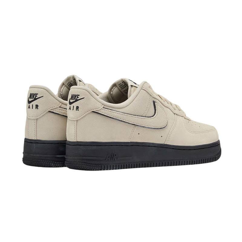 Baskets Nike Air Force 1 07 - Beige, Noir
